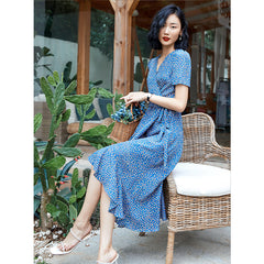 Blau Blumenkleid mit Kontrastverkleidung