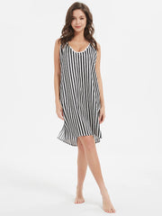 22 Momme Schwarz -Weiß gestreiftes Seidenchemise Nachthemd