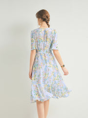 Seidenblumen -Wrap -Kleid mit Rüschensaum und Krawatte Taille