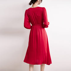 Red elegantes V-Ausschnitt mit V-Ausschnitt und Langarm Seiden Midi Kleid