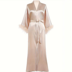 Mujeres Pure Silk Kimono Rúnes con plumas de avestruz