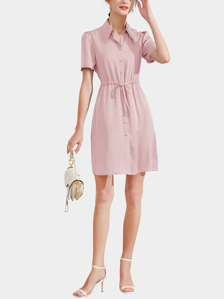 22 Momme Kurzärmliges Sommer-Seidenkleid mit Knöpfen