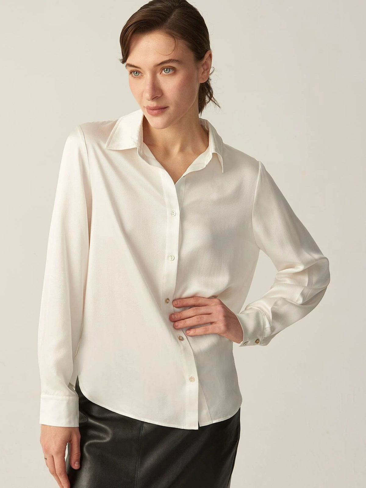 Blusa clásica de seda de manga larga con parte superior de seda de morera 100% 22MM para mujer