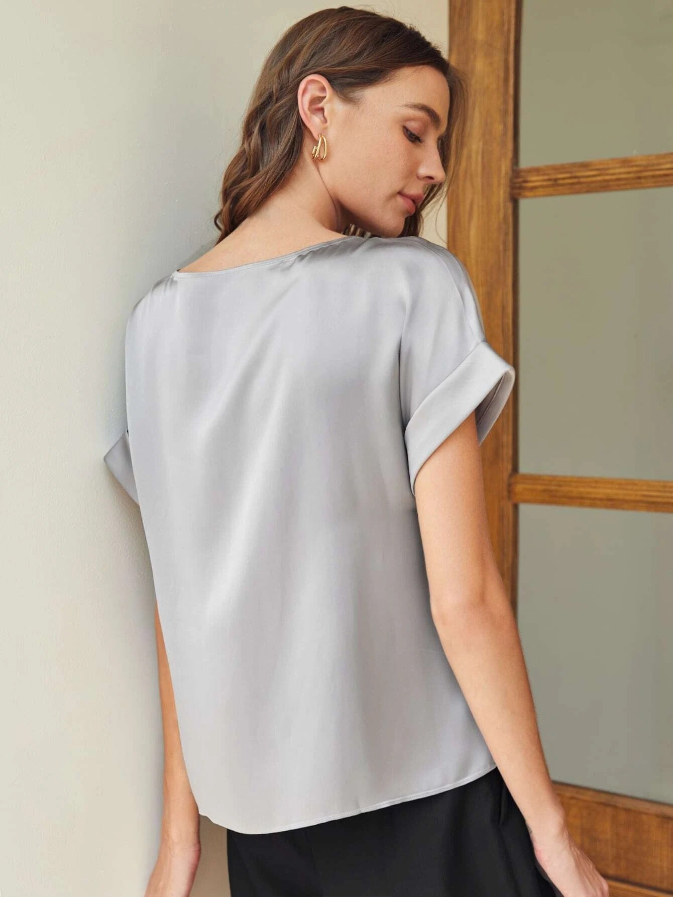 T-shirt en soie à manches chauve-souris pour femmes
