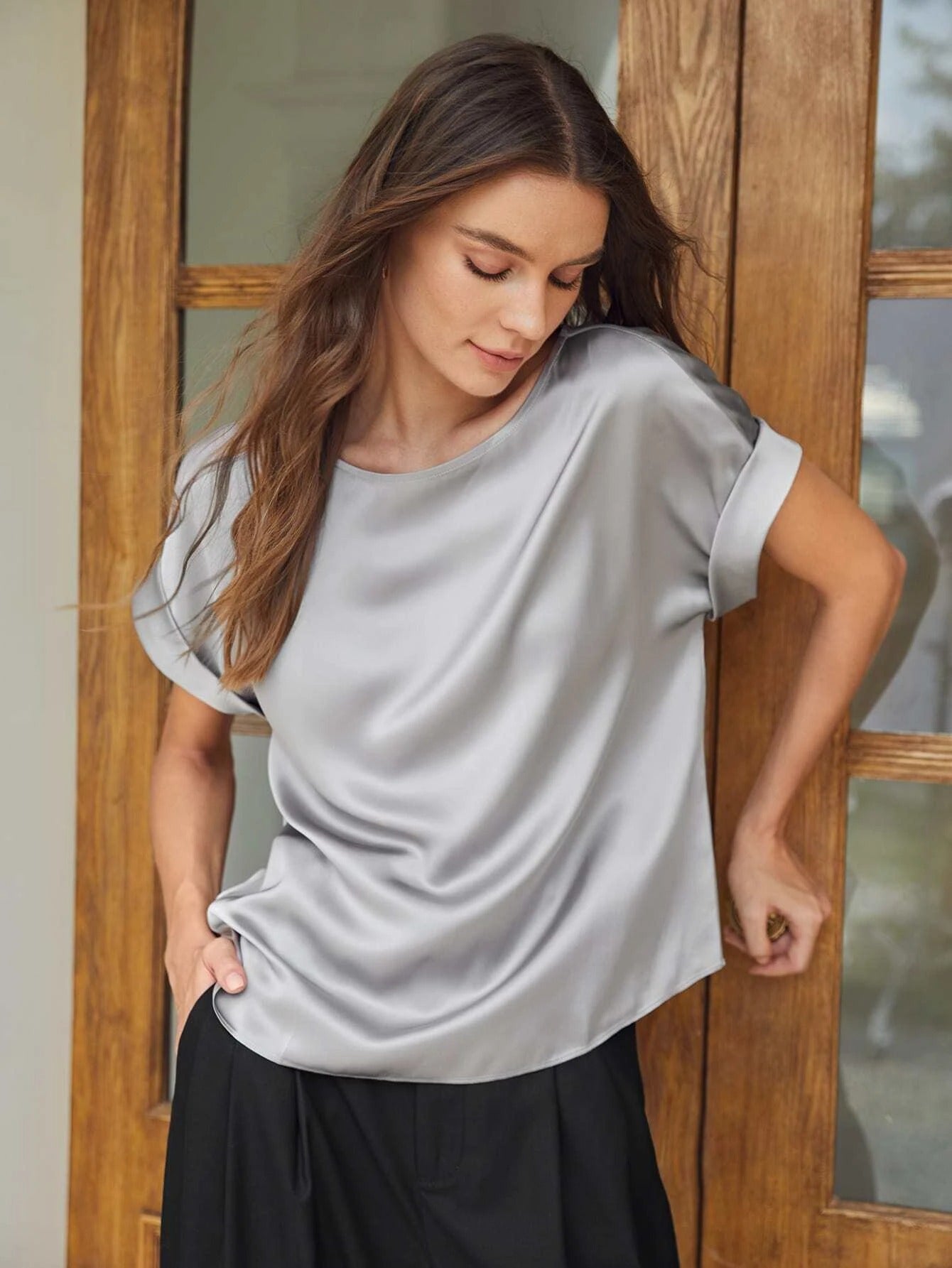 T-shirt en soie à manches chauve-souris pour femmes