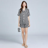 Conjunto de pijama con pantalones cortos estampados de tablero de ajedrez de seda, ropa de dormir de seda de manga corta para mujer