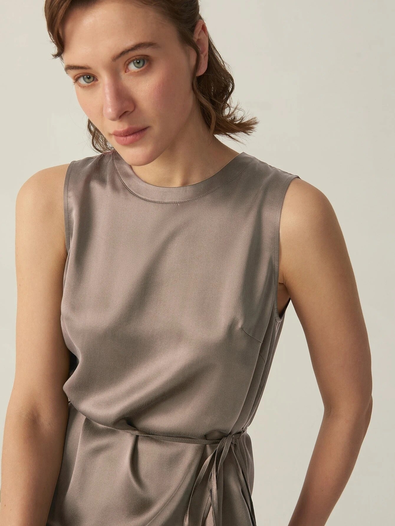 Simple Pure 100% Silk Grade 6a 22mm Sleeveless Dress  With Belts