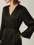 V-Ausschnitt Mulberry Short Silk Long Sleeve für Frauen 100% reine Seide Nachthemd mit Gürtel