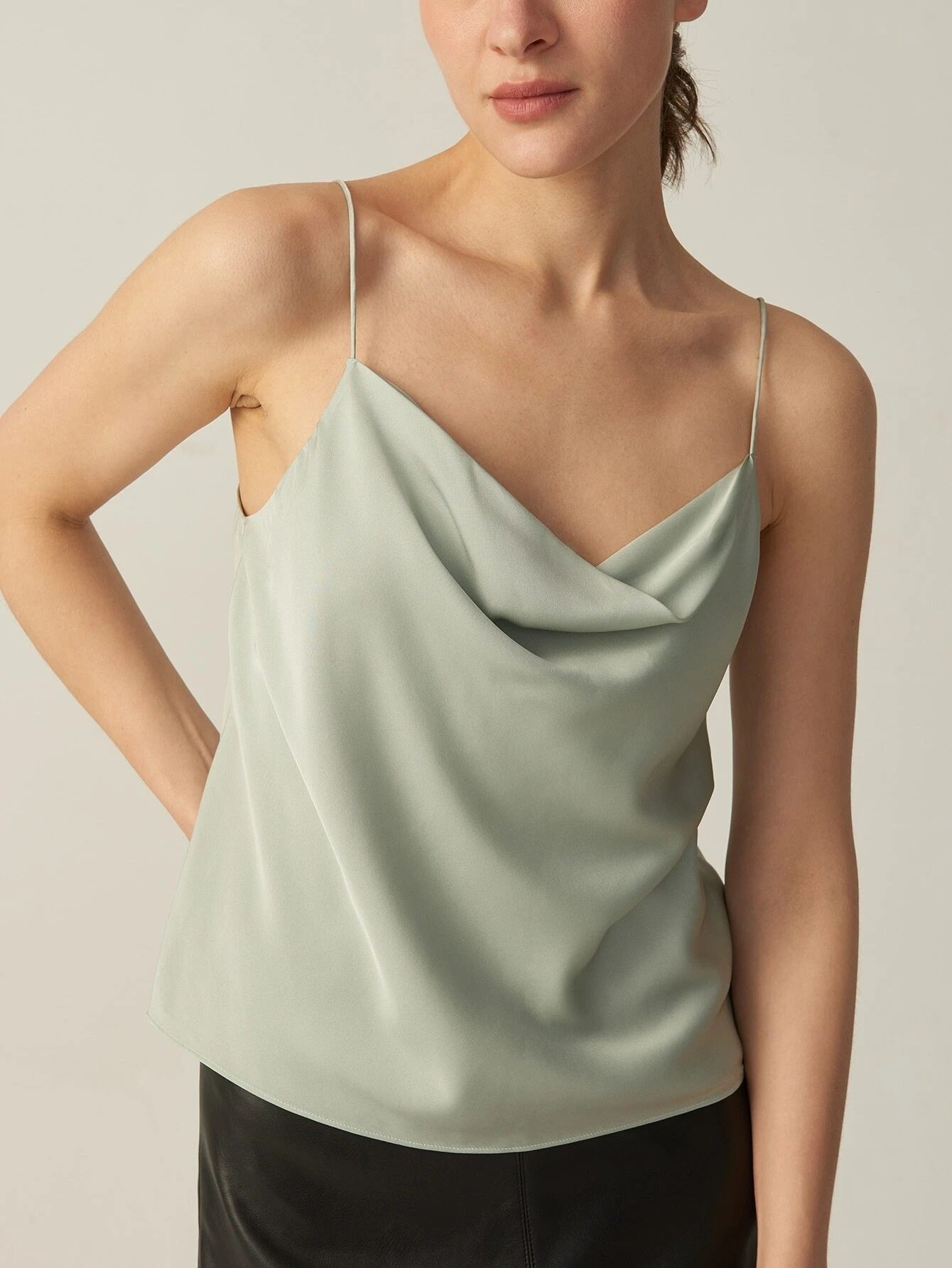 V Neck Sling Silk Grade 6A 22mm Stretchable Sleeveless Silk Top Silk Shirt